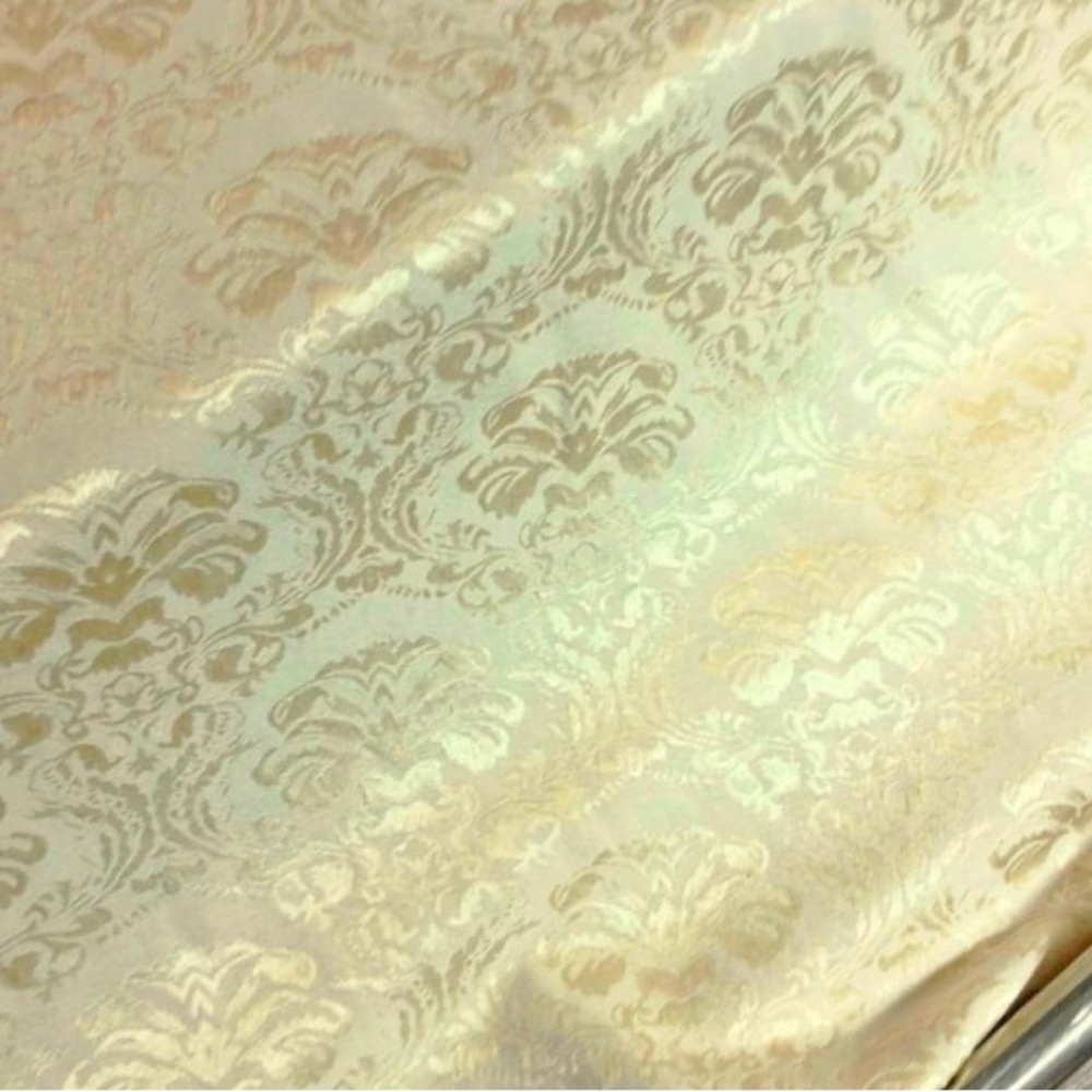 Elegant Blue Chip 701 in Pearl Luxury Damask